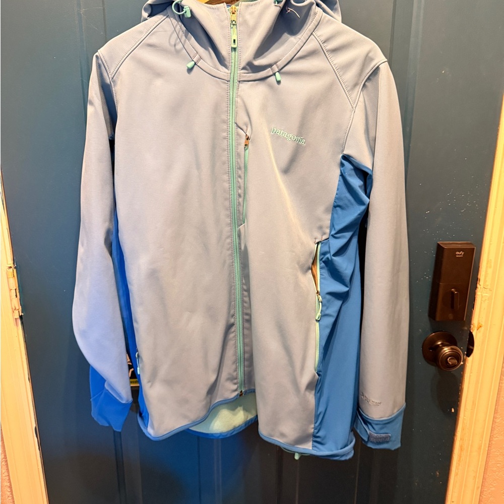 Patagonia Women's Two-Tone Blue Jacket